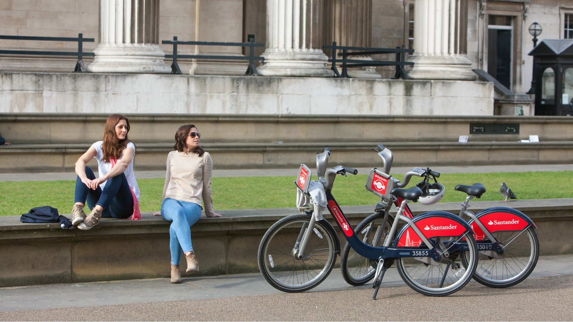 Two people on a day out in London with Santander Cycles
