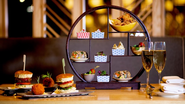 Japanese afternoon tea at Ginza St James’s. Image courtesy of Red Letter Days
