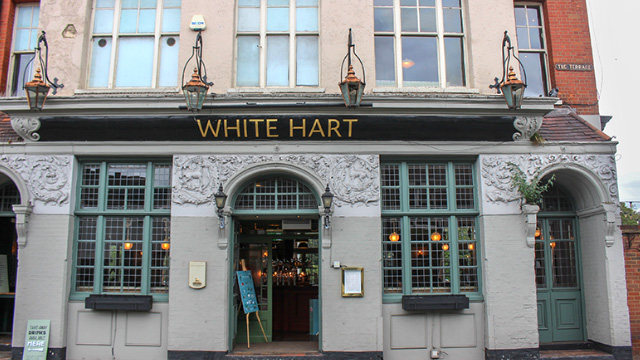 The White Hart Pub located close to the river Thames