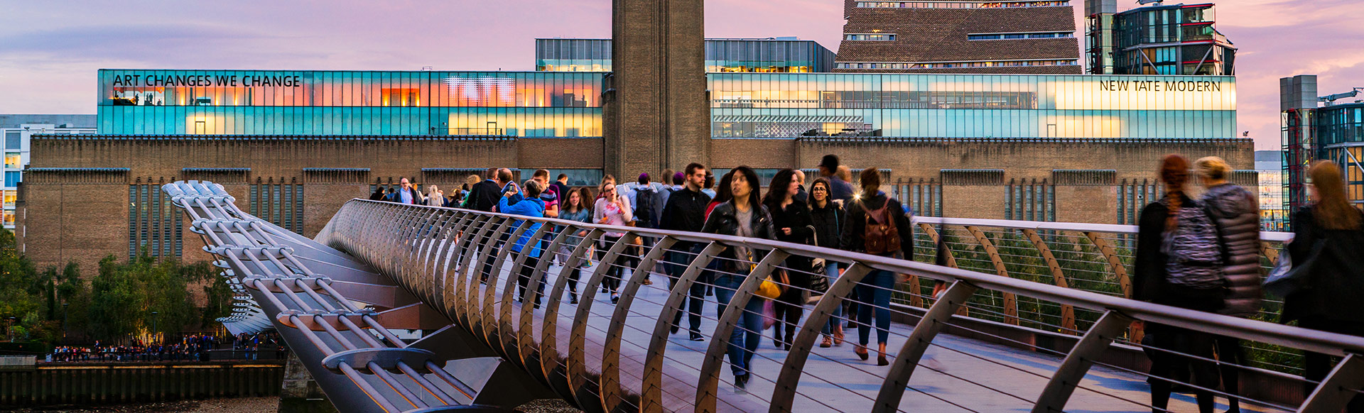 Tate Modern and Millennium Bridge. © London and Partners/Jon Reid A view of Tate Modern and the Millennium Bridge from across the river Thames. © London and Partners/Jon Reid