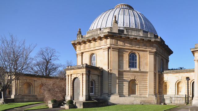 Chapel rotunda at Brompton Cemetery, London, on a sunny day