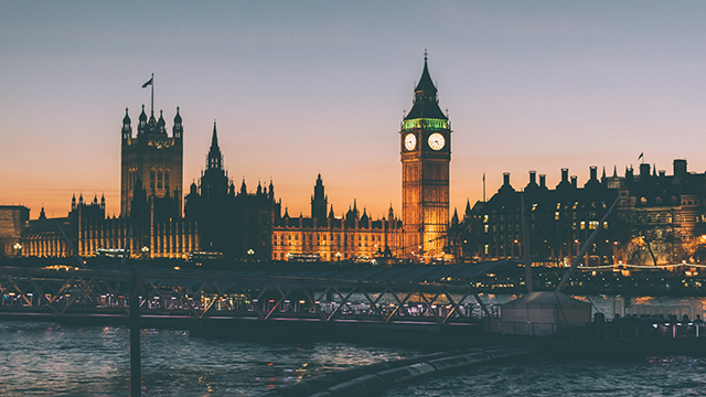 Big Ben and the Houses of Parliaments illuminated at dusk