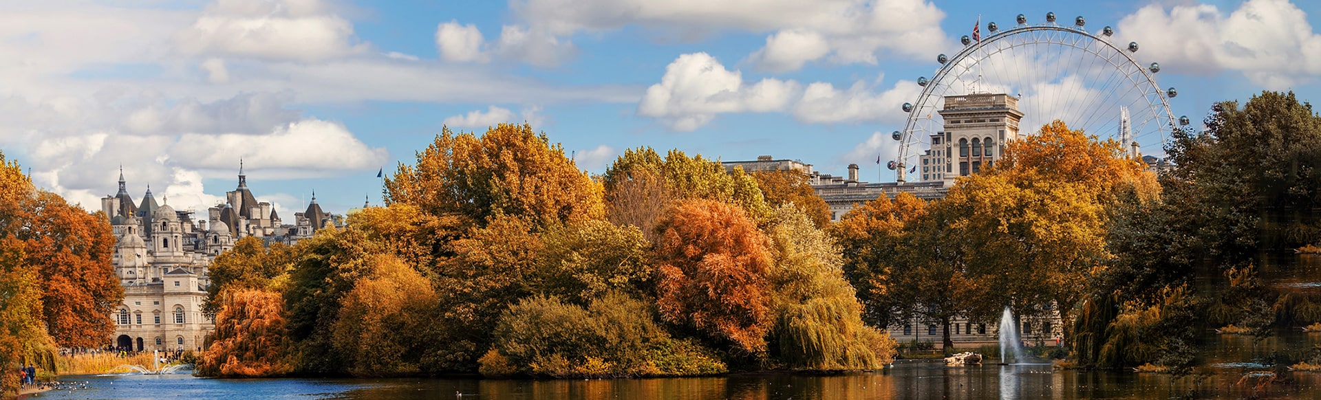 St James Park in autumn with the London Eye in the background on a sunny day