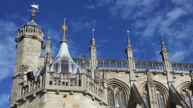 St George's Chapel à Windsor Castle par une journée ensoleillée