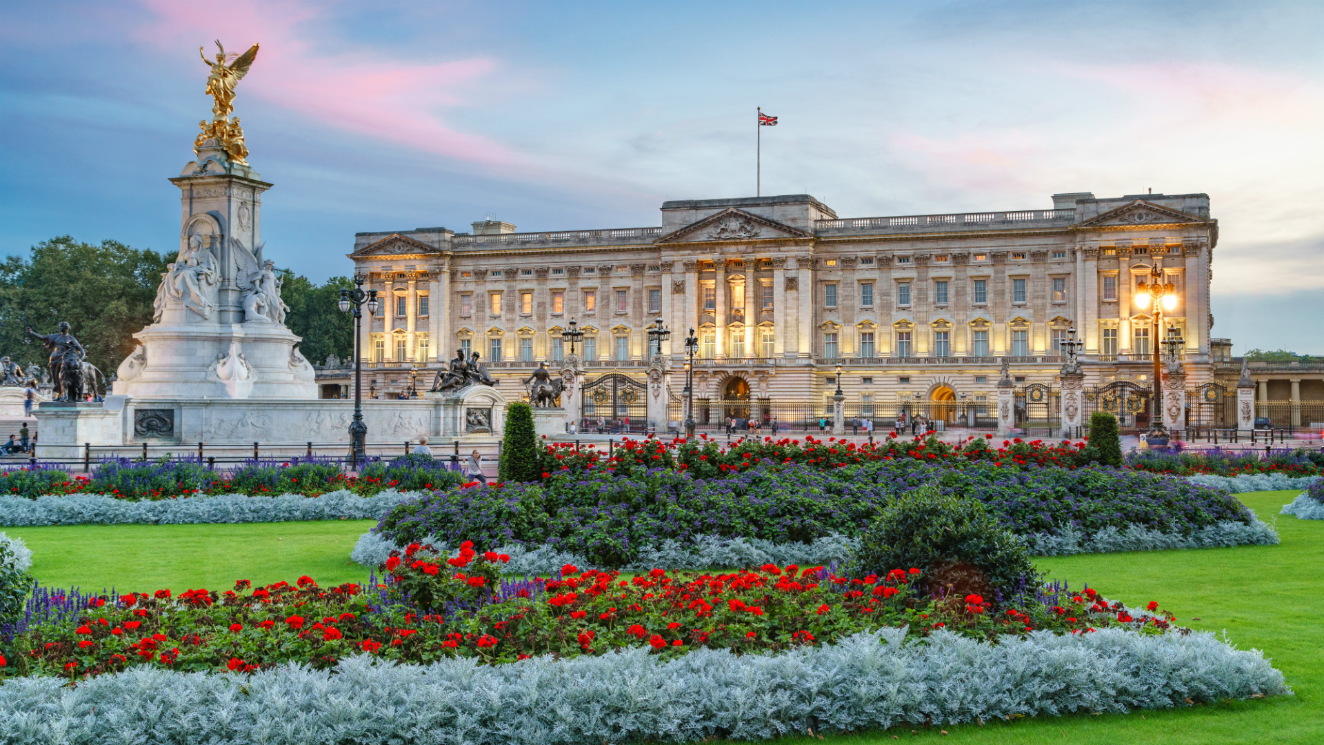 how to visit buckingham palace london