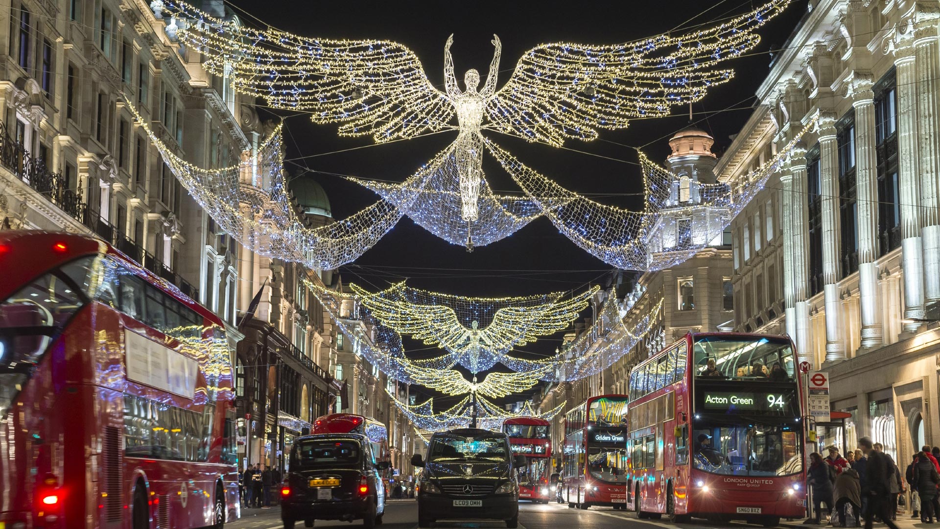 london travel christmas eve