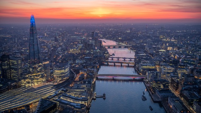 London at sunset © Jason Hawkes / Photos.London. Image courtesy of Jason Hawkes / Photos.London.