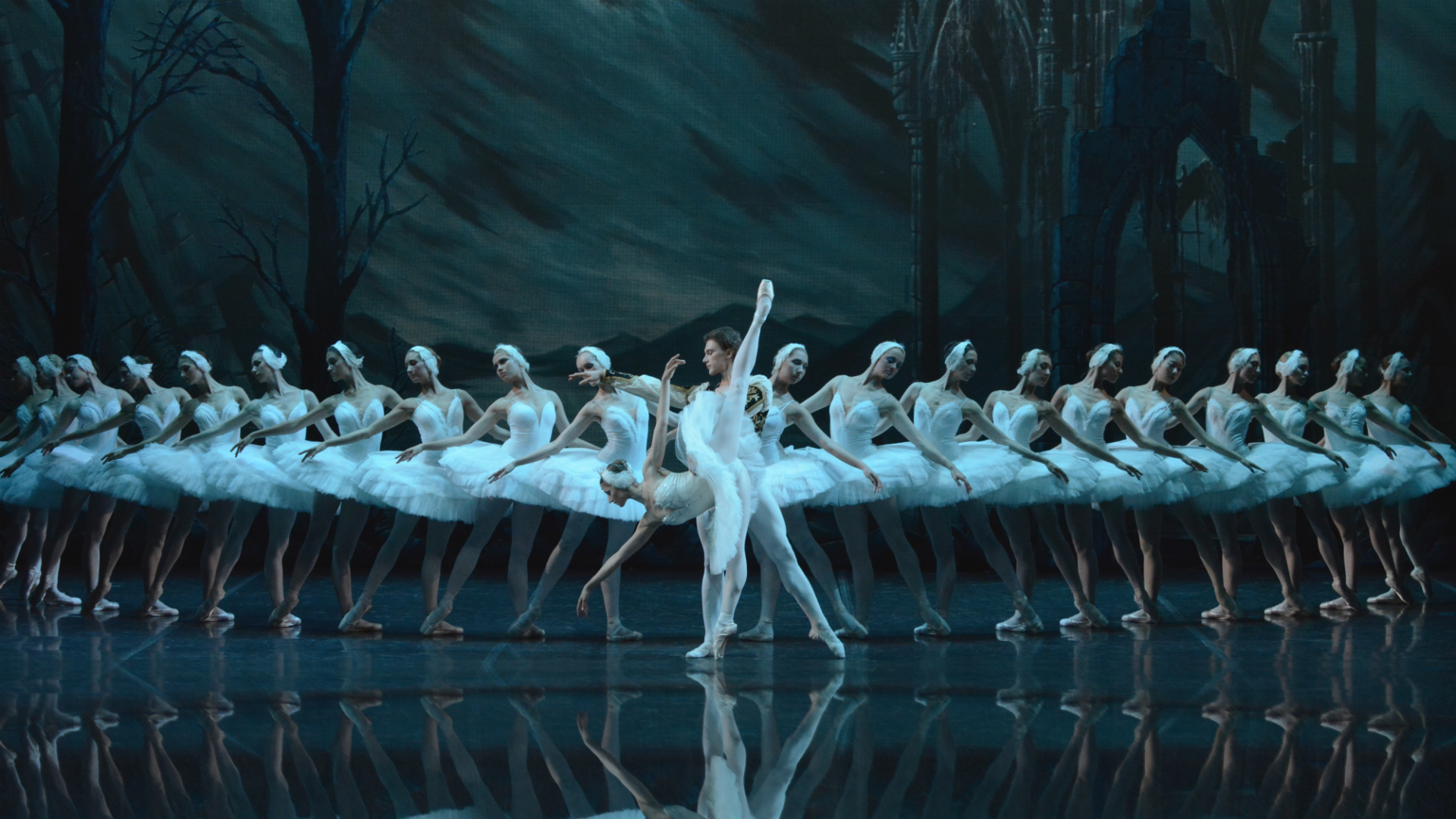 St Petersburg Ballet Theatre: Swan Lake at London Coliseum. Image courtesy of Target Live