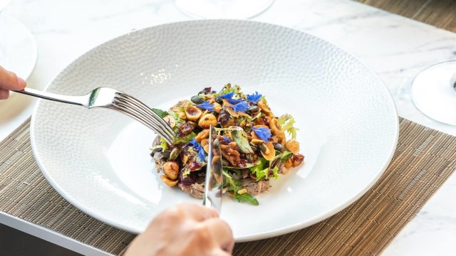 Image courtesy of Royal Garden Hotel