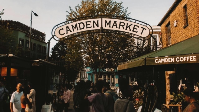 Immagine per gentile concessione di Stables Market Camden