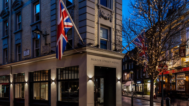 Image courtesy of Radisson Blu Hotel, London Mercer Street
