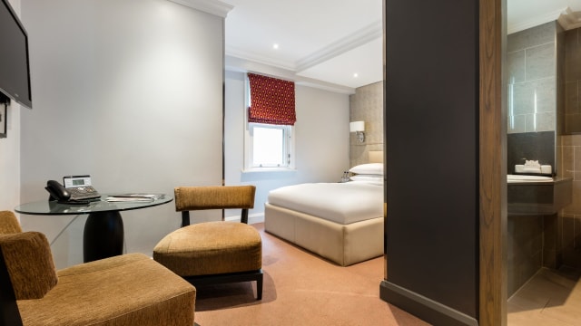 Image courtesy of Radisson Blu Hotel, London Mercer Street