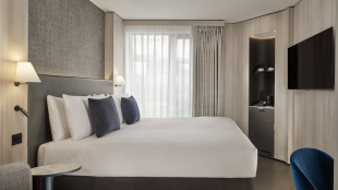 Image courtesy of The Westminster London Curio - Curio Collection by Hilton