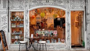 The shop front of Biscuiteers, Notting Hill. Image courtesy of Biscuiteers.