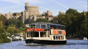 Enjoy a French Brothers Windsor boat trip. Image courtesy of Golden Tours.