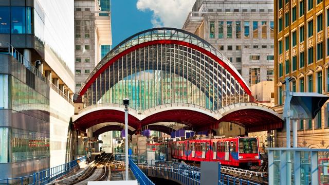 Canary Wharf DLR Station - DLR Station - visitlondon.com