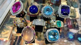 A collection of rings from the Bourbon Hanby Arcade. Image courtesy of the Bourbon Hanby Arcade.