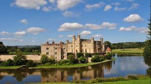 Take a day trip from London to Leeds Castle. Photo by Ian Simpson on Unsplash.
