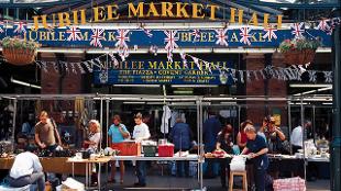 Stalls at Jubilee Antiques Market. Image courtesy of Jubilee Market.
