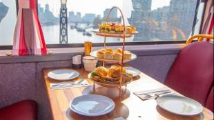 Buckingham Palace Tour and Afternoon Tea on the panoramic bus. Image courtesy of Golden Tours.
