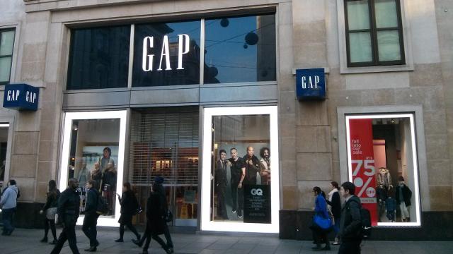gap bond street opening hours