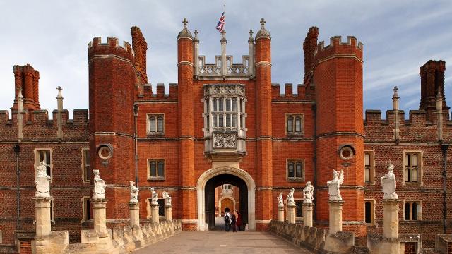 Resultat d'imatges de the palace of hampton court