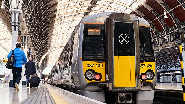A Heathrow Express train. Credit: Laurence Lennard. Image courtesy of Heathorw Airport. A Heathrow Express train. Credit: Laurence Lennard. Image courtesy of Heathorw Airport.
