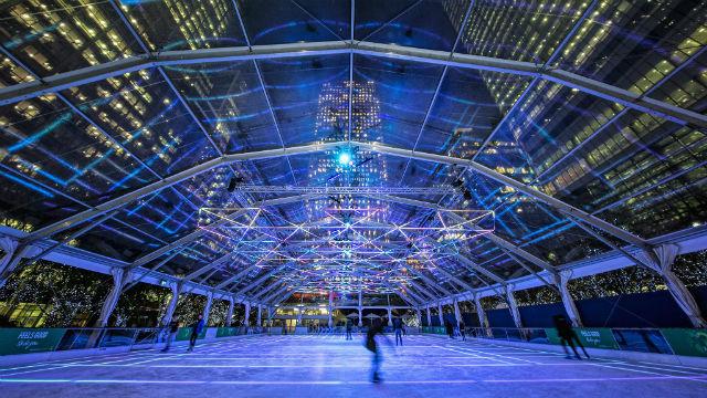 Ice Rink Canary Wharf - What's On - visitlondon.com