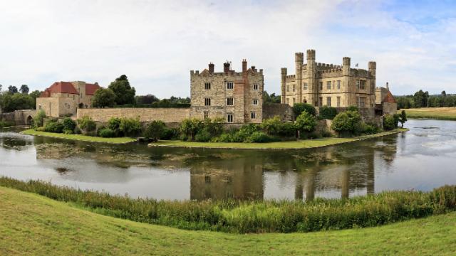 Leeds Castle, Canterbury, Dover bus tour & Greenwich river boat ride