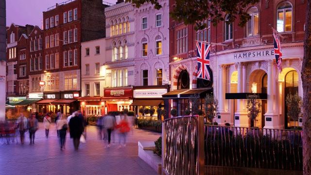 Leicester Square Offentlicher Platz Visitlondon Com