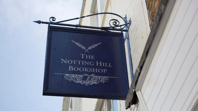 Bookshop puts up sign after mistaken for Notting Hill film