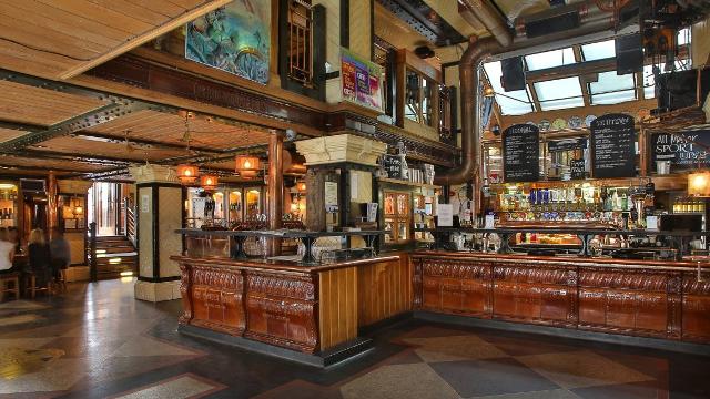 The Porterhouse Pub visitlondon