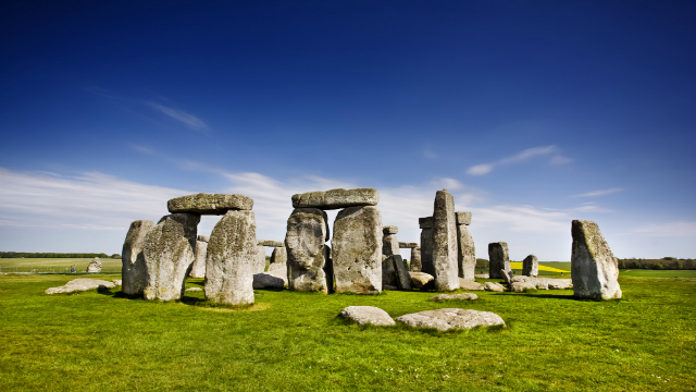 tour from stonehenge from london